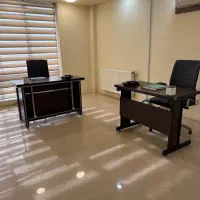 استخدام‌کارمند خانم