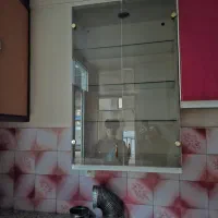 ویترین شیشه ای فلزی