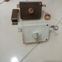 قفل درب حیاط