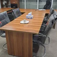 تجهیزات اداری میز و صندلی