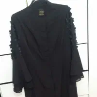 مانتو  مشکی حریر گل گلی جنس مازراتی سایز 46 تا 48