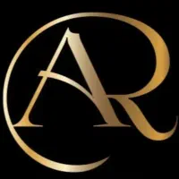 فروشنده خانم جهت کار در فروشگاه پوشاک