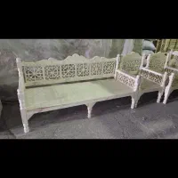 تخت و مبلمان سنتی