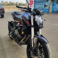 کیوجی 300، بنلی ۳۰۰ نیوفیس