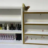 دو عدد شلف دیواری طلایی و سفید