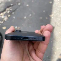 آیفون ۱۶ نرمال تمیز درحد آکبند|موبایل|قم, امامزاده ابراهیم|دیوار