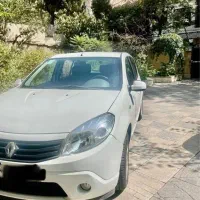 رنو ساندرو /۱۳۹۶/برج۱۱/بی رنگ
