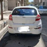 ماشین MVM  سفید