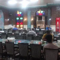 چند نفر کارگر ساده