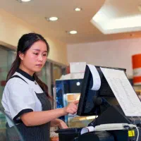 استخدام صندوقدار فست فود ( خانم )