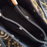 دو عدد کیف درحد نو|کیف، کفش، کمربند|سرپل ذهاب, |دیوار