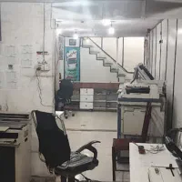 واحد تجاری بر میدان سعیدی