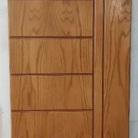 رنگ کاری درب چوبی و پله چوبی وکابینت