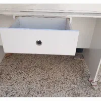 میز تحریر یا کامپیوتر با تخفیف