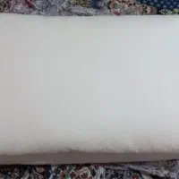 بالشت پر نو