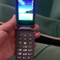گوشی تاشو معمولی