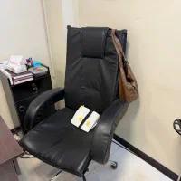 صندلی مدیریتی سالم