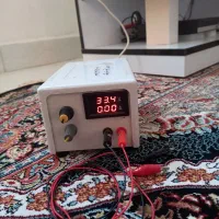منبع تغذیه ۰ تا ۳۲ ولت ۴ آمپر