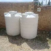 تعدادی تانکر و گالن همه نو سالم