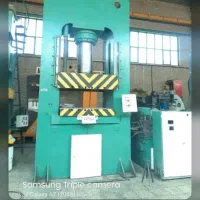 به ۲نفر کارگر ساده نیازمندیم (آقا یا خانم)