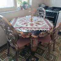 میز ناهار خوری چهار نفره سلطنتی مارک چوبنی