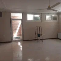 نیم طبقه مسکونی کوچه زیتون