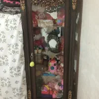 بوفه در حد نو بدلیل کوچک جا بفروش میرسد