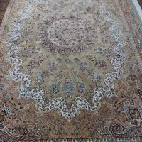 دوعدد فرش گردویی ۶ و ۹ متری