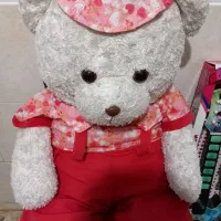 عروسک بزرگ.شب خواب.ساعت