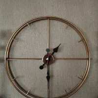 ساعت فلزی مدرن