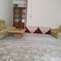 سوئیت حیاط دار ودربست درمرکز شهر،فلکه مدرس|اجارهٔ کوتاه‌مدت آپارتمان و سوئیت|همدان, |دیوار