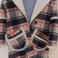 پالتو|لباس|آبیک, |دیوار