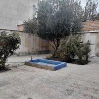 اجاره خانه ویلایی دوبلکس با بر بالا و حیاط دلباز|اجارهٔ خانه و ویلا|قم, صفائیه|دیوار