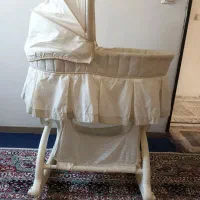 گهواره ،تخت پارک ،کالسکه و لوازم کودک در حدنو