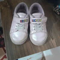 چکمه وکفش بچگانه