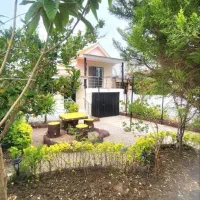 ویلا-نیم-پیلوت-مشجر-سند-تک-برگ