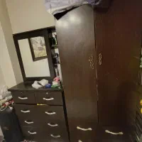 کمد و دراور و اینه و جاکفشی