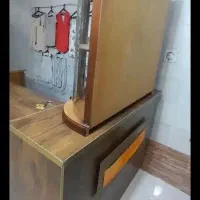 میز و ویترین بزرگ ام دی اف