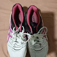 کتونی خارجی سایز ۳۹ تا ۴۰