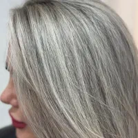 مدل برای رنگ و لایت و کراتین و پروتئین و کوتاهی