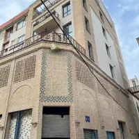 ۱۳۰متر ۴خوابه تک واحدی_کم نظیر_حاشیه کوچه خامنه ای