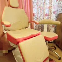 صندلی میکاپ برقی و تابوره جراحی برند پرشین کلاسیک