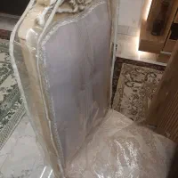 ناهار خوری،و میز ۴ نفره