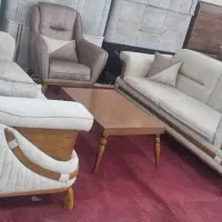 به همراه پایه سوزنی // مبل خوش قیمت دلان vv