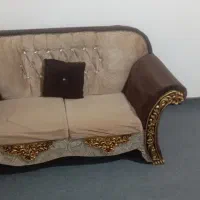 یک مبل دو نفره