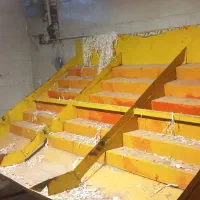 میز طبق میوه فروشی در حد نو