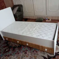 تخت خواب تک نفر