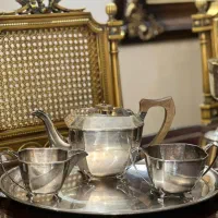 حراج تی ست مارکدار  و سرتاس  خاویار خوری