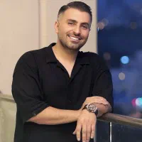 کنسرت علیرضا طلیسچیVIP ردیف های جلو صندلی های وسط