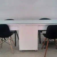 صندلی و میز
